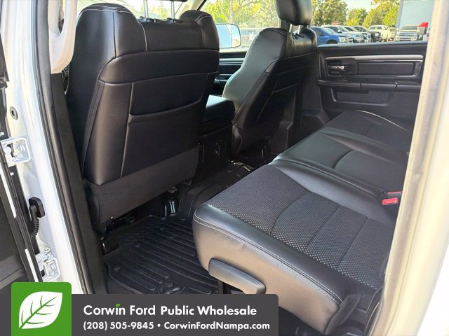 Used 2018 RAM 2500 Big Horn w/ Sport Appearance Group AWD/4WD image 28