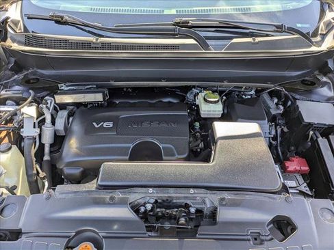 Used 2019 Nissan Pathfinder S image 23