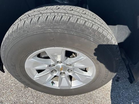 Used 2023 Chevrolet Silverado 1500 LT image 11