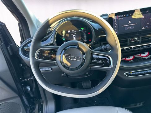 New 2025 FIAT 500 e image 12