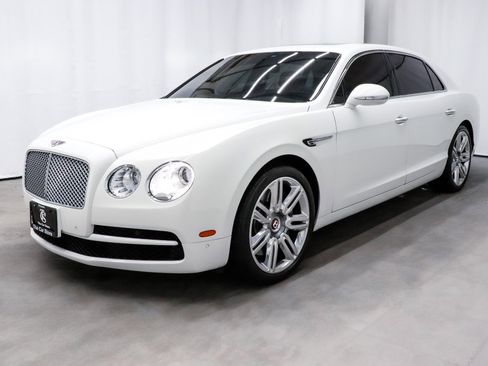 Used 2016 Bentley Flying Spur V8 image 3