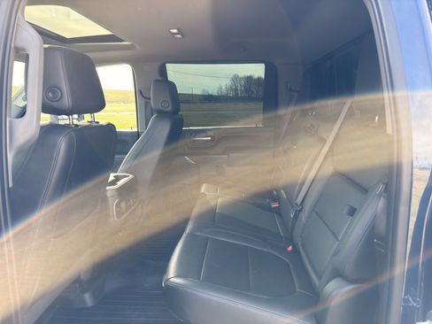 Used 2022 GMC Sierra 2500 SLT w/ SLT Convenience Package image 49
