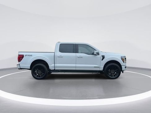 New 2025 Ford F150 Lariat w/ Equipment Group 501A Mid image 9