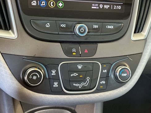 Used 2023 Chevrolet Malibu LS image 21
