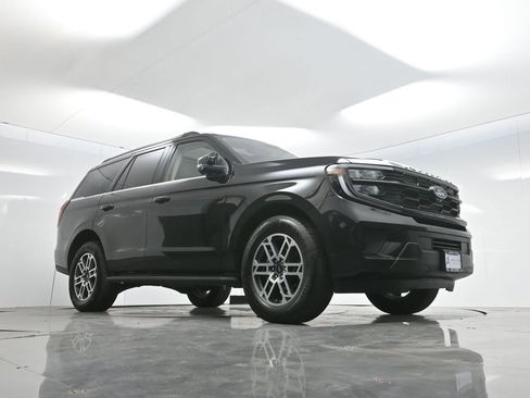 Used 2025 Ford Expedition Active RWD image 54