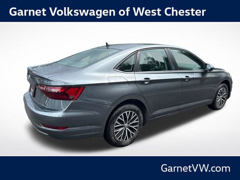Used 2021 Volkswagen Jetta SE w/ SE Cold Weather Package FWD image 5