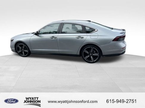 Used 2024 Honda Accord Sport image 6