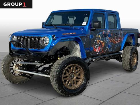 Used 2025 Jeep Gladiator Sport image 1