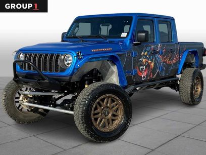 Used 2025 Jeep Gladiator Sport