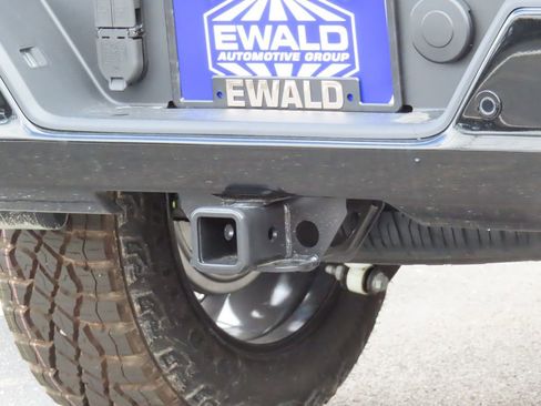 New 2026 GMC Sierra 1500 AT4 w/ AT4 Premium Package AWD/4WD image 18