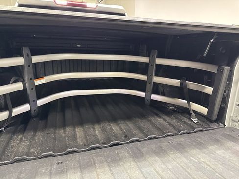 Used 2022 Chevrolet Silverado 1500 Custom AWD/4WD image 32