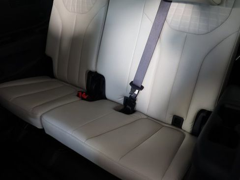 Used 2023 Hyundai Palisade Limited image 22