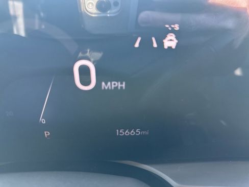 Used 2025 Buick Envista Sport Touring w/ Experience Buick Package image 12