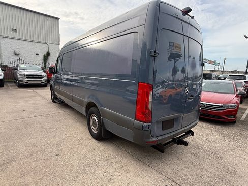 Used 2019 Mercedes-Benz Sprinter 170 image 7