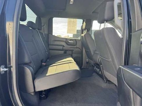 Used 2022 Chevrolet Silverado 1500 LT image 10