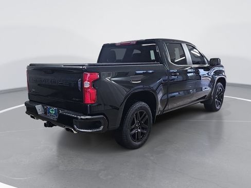 Used 2023 Chevrolet Silverado 1500 RST AWD/4WD image 3