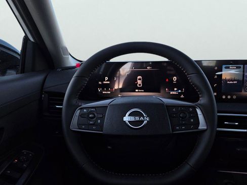 New 2026 Nissan Sentra SR w/ Floor Mat Package FWD image 18