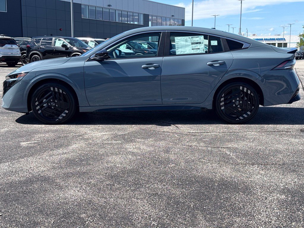 New 2027 Nissan Sentra SR FWD image 30