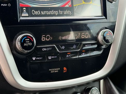Certified 2016 Nissan Murano Platinum w/ Platinum Technology Package FWD image 30
