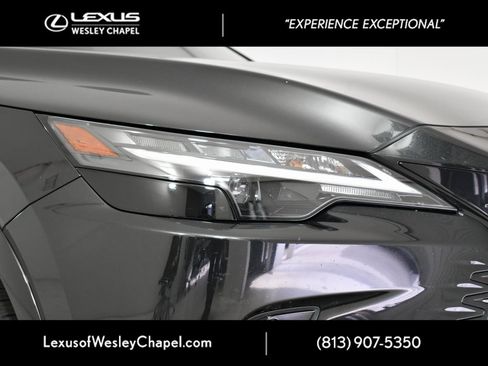 Used 2023 Lexus RX 350 Premium image 3