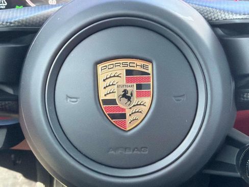 Used 2025 Porsche 911 Targa 4 GTS AWD/4WD image 40