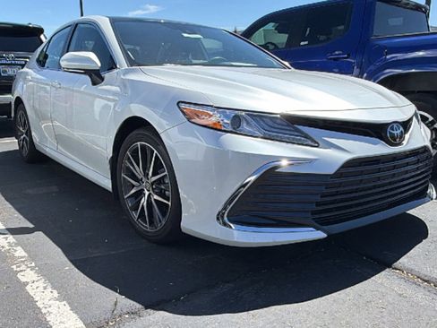 Used 2024 Toyota Camry XLE w/ Navigation Package image 1