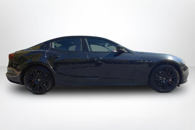 Used 2022 Maserati Ghibli Modena RWD image 4