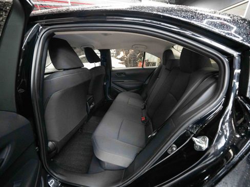 Used 2023 Toyota Corolla LE image 23