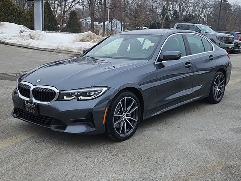 Used 2020 BMW 330i xDrive Sedan w/ Premium Package image 25