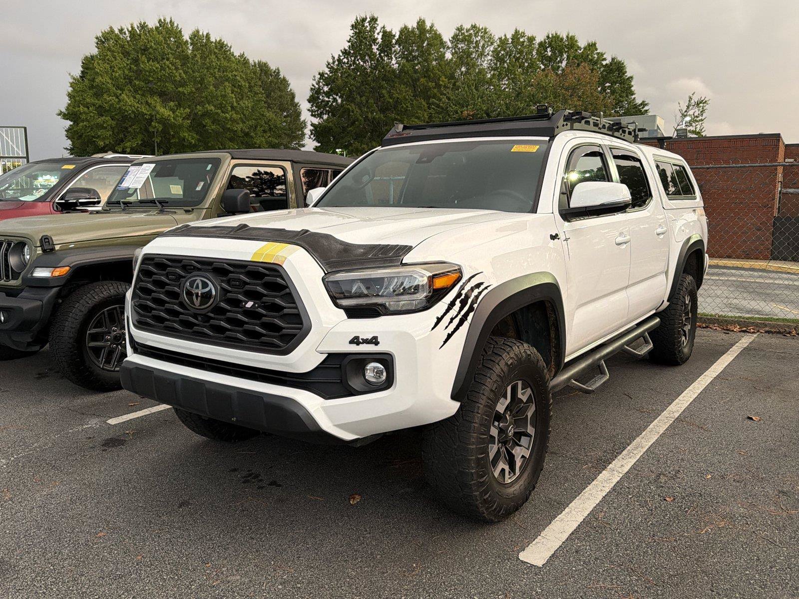 Used 2020 Toyota Tacoma 4x4 Double Cab image 1
