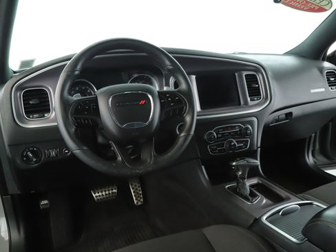 Certified 2019 Dodge Charger Scat Pack w/ Dynamics Package image 2