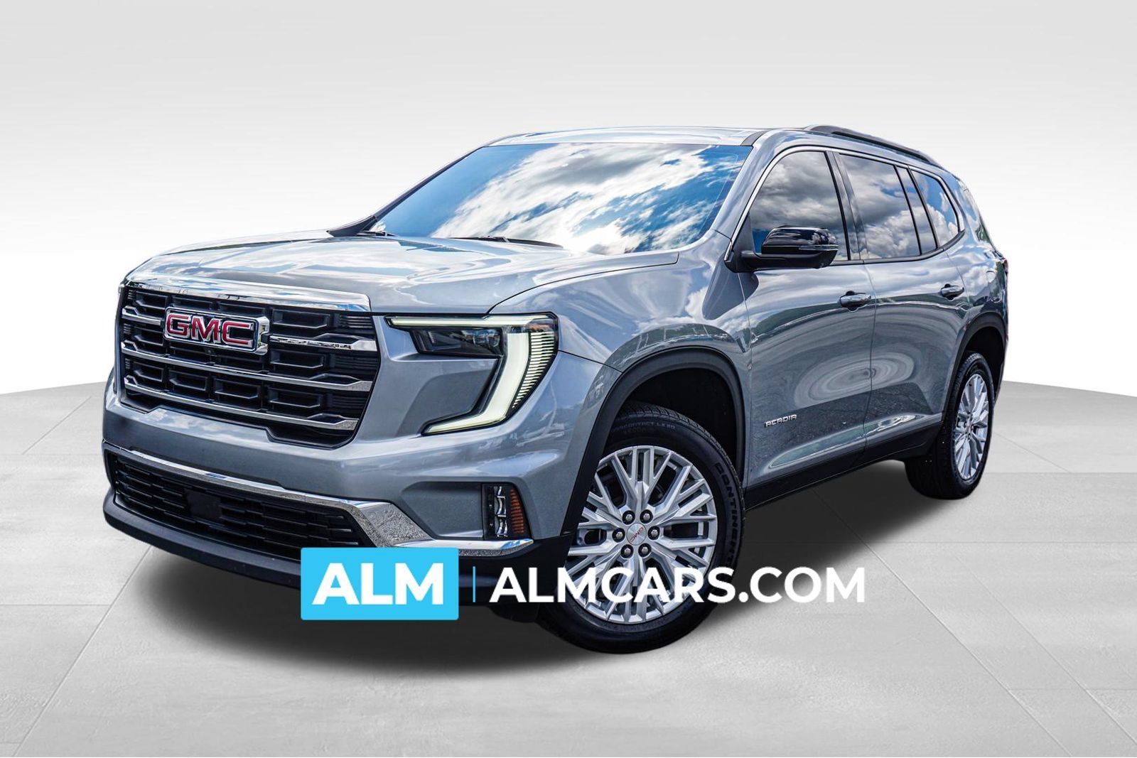 Used 2024 GMC Acadia Elevation w/ Luxury Package FWD image 1