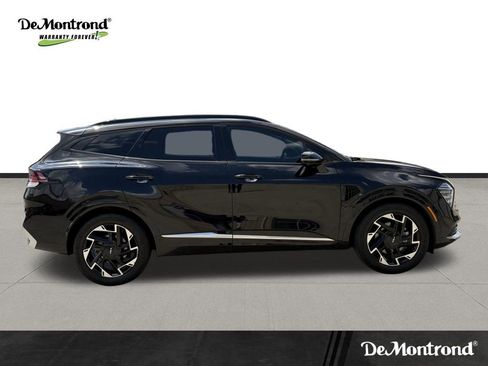 Used 2023 Kia Sportage SX image 4