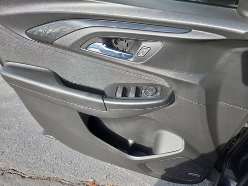 Used 2021 Chevrolet TrailBlazer ACTIV w/ Technology Package image 14