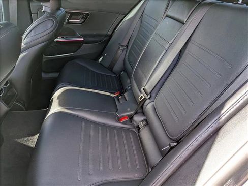 New 2025 Mercedes-Benz C 300 4MATIC Sedan image 15