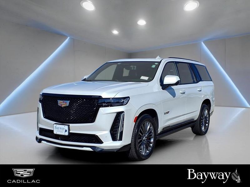 Certified 2024 Cadillac Escalade V w/ Heavy-Duty Trailer Package image 1