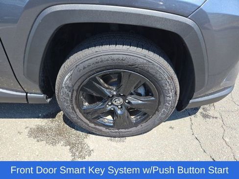 Used 2021 Toyota RAV4 XLE w/ Convenience Package AWD/4WD image 12
