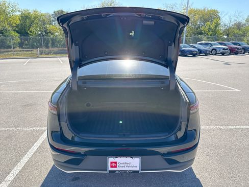 Used 2023 Toyota Crown XLE image 19