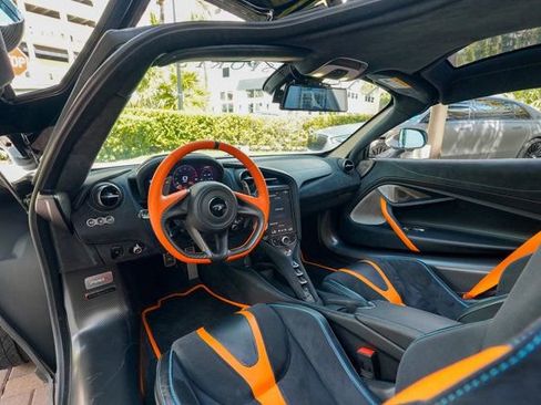 Used 2019 McLaren 720S Performance image 3