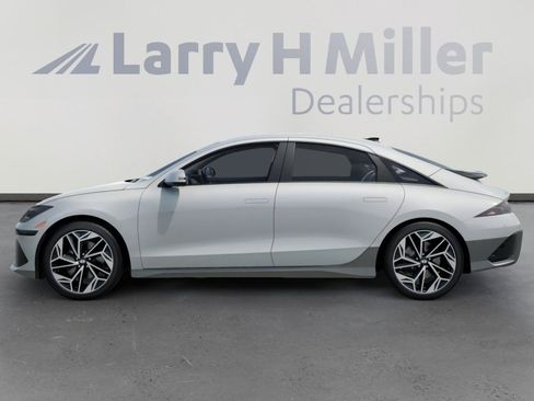 New 2025 Hyundai Ioniq 6 SEL image 3