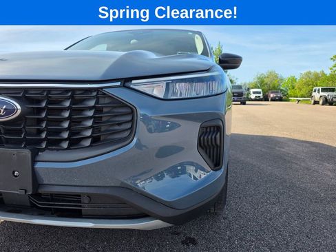 Used 2023 Ford Escape Active AWD/4WD image 11