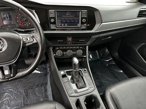 Used 2019 Volkswagen Jetta SE image 28