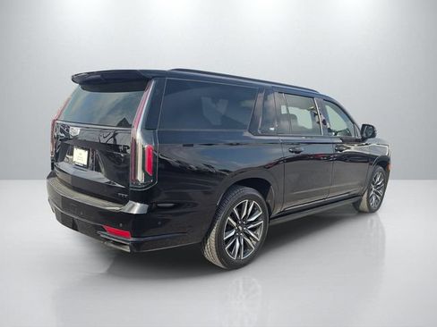 Used 2021 Cadillac Escalade ESV Sport Platinum RWD image 5