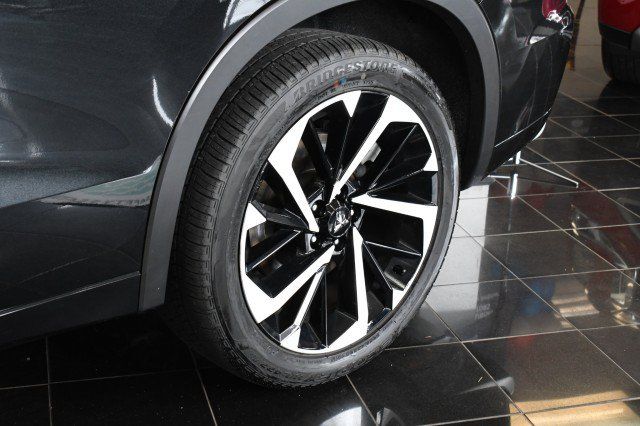 Used 2025 Mitsubishi Outlander SEL AWD/4WD image 46