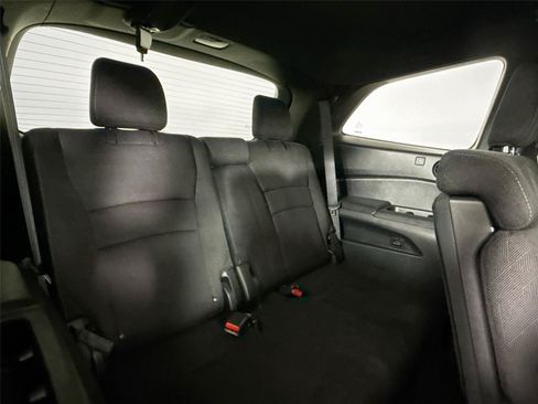 Used 2022 Honda Pilot Sport image 36