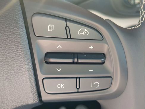 New 2025 Hyundai Venue Limited FWD image 33