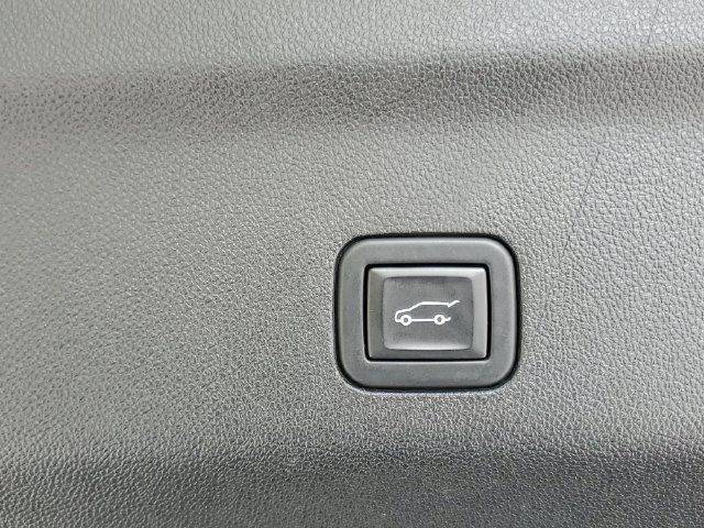 Certified 2023 Cadillac Escalade ESV Sport Platinum AWD/4WD image 10