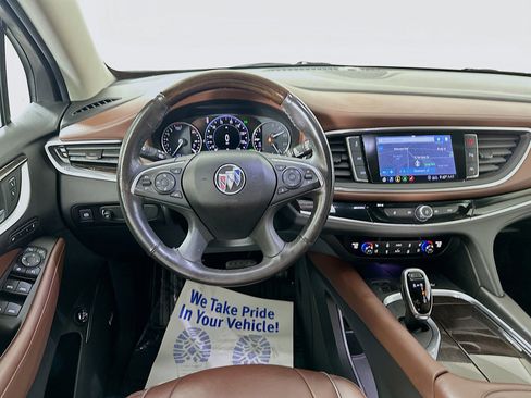 Used 2020 Buick Enclave Avenir w/ Avenir Technology Package image 23