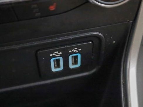 Used 2020 Ford EcoSport Titanium image 17