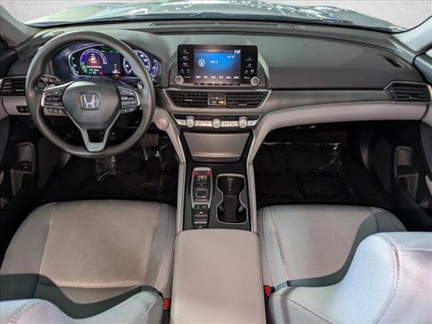 Used 2019 Honda Accord Hybrid image 16